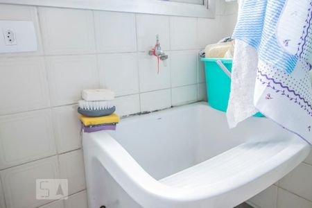 Apartamento à venda com 60m², 2 quartos e 1 vagaÁrea de Serviço