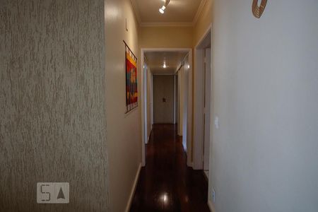 Corredor de apartamento para alugar com 3 quartos, 92m² em Vila Olímpia, São Paulo