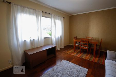 Sala de apartamento para alugar com 3 quartos, 92m² em Vila Olímpia, São Paulo