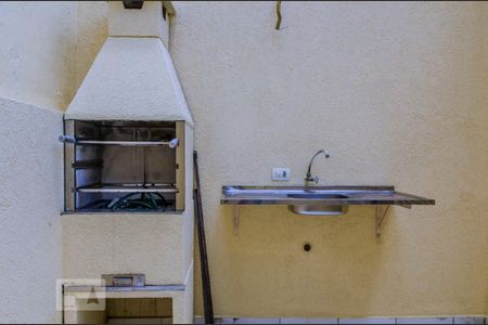 Casa à venda com 96m², 2 quartos e 1 vagaChurrasqueira
