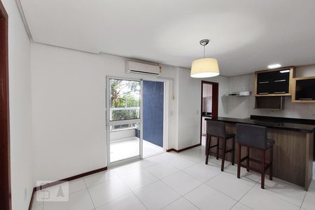 Sala de apartamento para alugar com 3 quartos, 93m² em Centro, Canoas