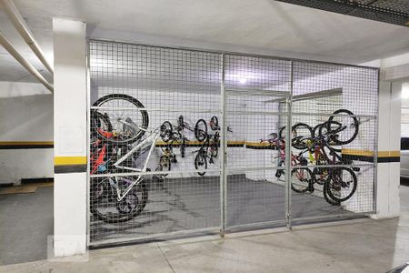 Apartamento à venda com 93m², 3 quartos e 1 vaga Apartamento à venda com 93m², 3 quartos e 1 vagaBisicletario