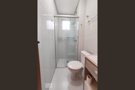 Apartamento à venda com 93m², 3 quartos e 1 vaga Apartamento à venda com 93m², 3 quartos e 1 vagaBanheiro 2
