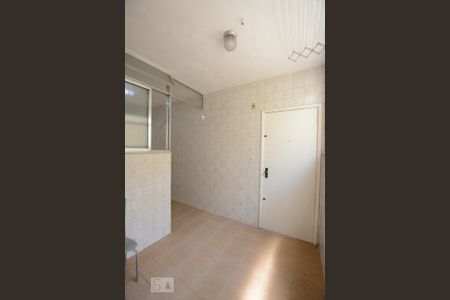 Apartamento à venda com 61m², 2 quartos e 1 vagaÁrea de Serviço