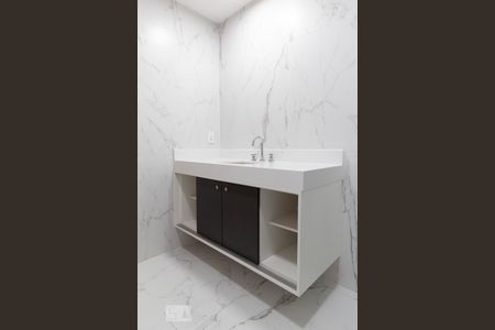 Apartamento para alugar com 31m², 1 quarto e sem vaga Apartamento para alugar com 31m², 1 quarto e sem vagaBanheiro