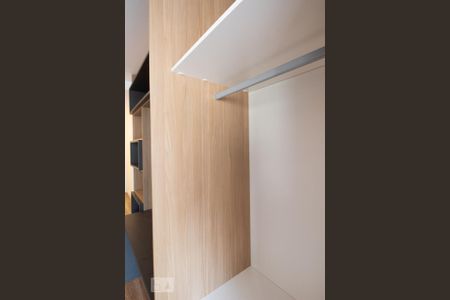 Apartamento para alugar com 31m², 1 quarto e sem vaga Apartamento para alugar com 31m², 1 quarto e sem vagaQuarto/Sala - armário