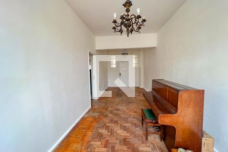 Apartamento à venda com 77m², 3 quartos e sem vagaSala