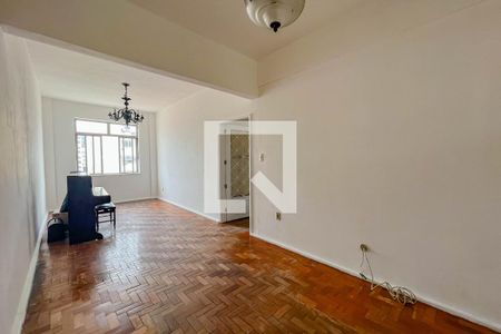 Apartamento à venda com 77m², 3 quartos e sem vagaSala