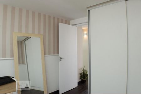 Apartamento à venda com 120m², 3 quartos e 2 vagasQuarto 3