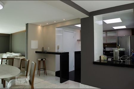 Sala de apartamento à venda com 3 quartos, 120m² em Buritis, Belo Horizonte