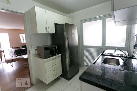 Apartamento para alugar com 95m², 2 quartos e 2 vagasCozinha