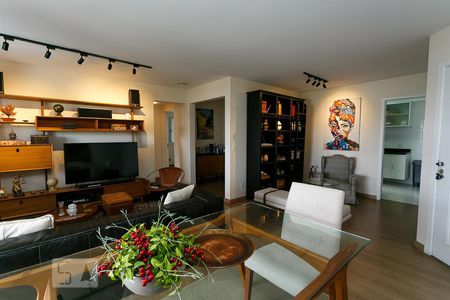 Sala de apartamento para alugar com 2 quartos, 95m² em Vila Andrade, São Paulo