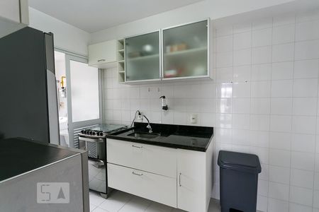 Apartamento para alugar com 95m², 2 quartos e 2 vagasCozinha