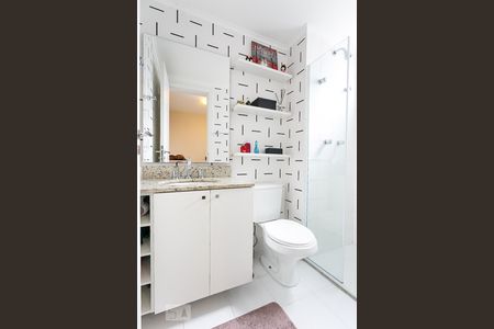 Apartamento para alugar com 95m², 2 quartos e 2 vagasBanheiro da Suíte 1