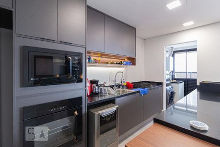 Cozinha de apartamento à venda com 1 quarto, 111m² em Vila Yara, Osasco