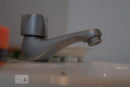 Apartamento à venda com 72m², 2 quartos e 2 vagasPia Banheiro