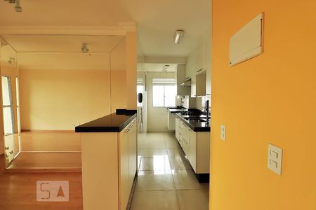 Sala de apartamento à venda com 3 quartos, 70m² em Vila Eldízia, Santo André