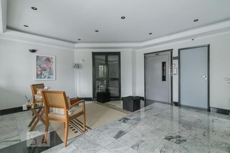 Hall de Entrada de apartamento para alugar com 3 quartos, 97m² em Vila Alexandria, São Paulo