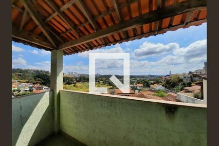 Casa à venda com 2 quartos, 325m² em Alto Caiçaras, Belo Horizonte