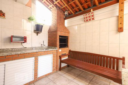 Casa à venda com 130m², 4 quartos e 2 vagasQuintal