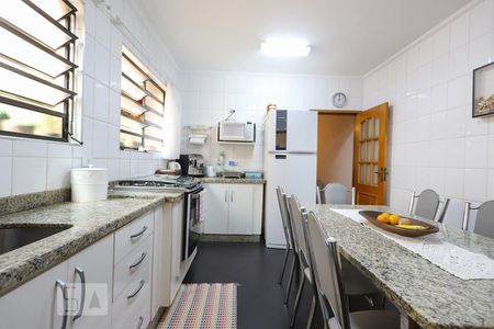 Casa à venda com 130m², 4 quartos e 2 vagasCozinha