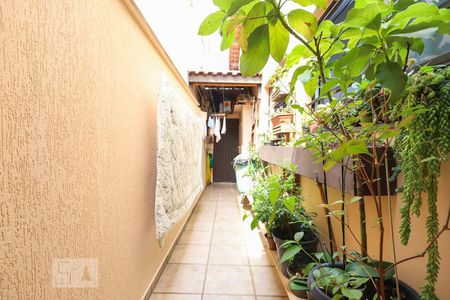 Casa à venda com 130m², 4 quartos e 2 vagasQuintal