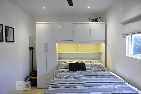 Quarto 1 de apartamento à venda com 2 quartos, 45m² em Curicica, Rio de Janeiro