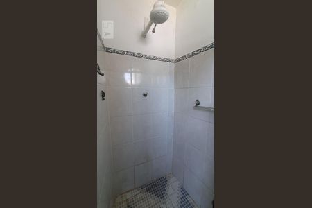 Casa à venda com 500m², 4 quartos e 5 vagasBanheiro da Piscina