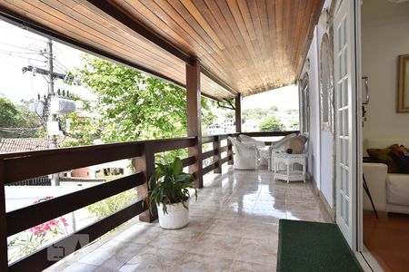 Varanda de casa à venda com 4 quartos, 500m² em Tanque, Rio de Janeiro
