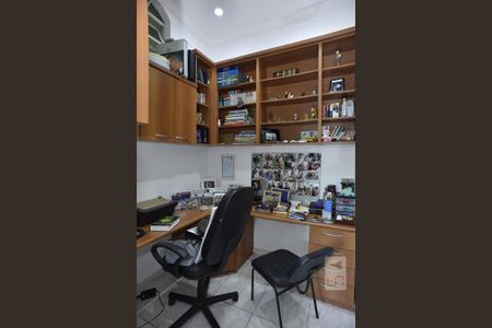 Casa à venda com 500m², 4 quartos e 5 vagasQuarto 2