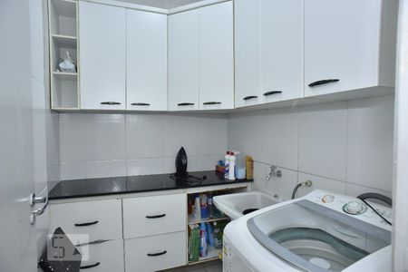 Casa à venda com 500m², 4 quartos e 5 vagasLavanderia