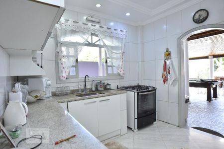 Casa à venda com 500m², 4 quartos e 5 vagasCozinha Subsolo