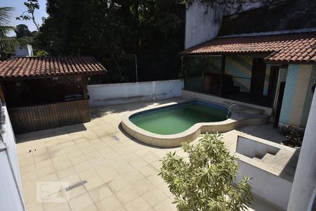 Casa à venda com 500m², 4 quartos e 5 vagasPiscina