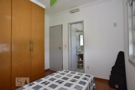 Casa à venda com 500m², 4 quartos e 5 vagasSuíte 1