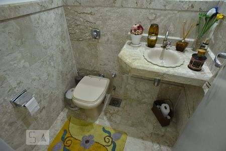 Lavabo de casa à venda com 4 quartos, 500m² em Tanque, Rio de Janeiro
