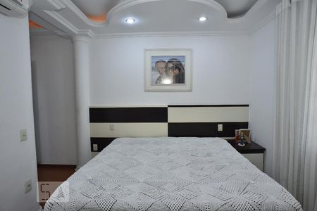 Casa à venda com 500m², 4 quartos e 5 vagasSuíte 2