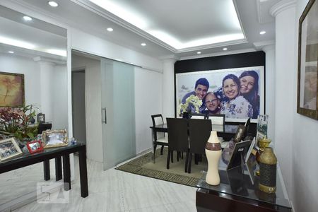 Casa à venda com 500m², 4 quartos e 5 vagasSala de Jantar Subsolo