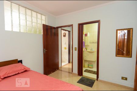 Casa à venda com 293m², 6 quartos e 2 vagasQuarto 2 - Suíte