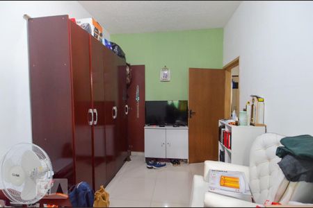 Casa à venda com 293m², 6 quartos e 2 vagasQuarto 2