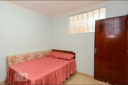 Casa à venda com 293m², 6 quartos e 2 vagasQuarto 2 - Suíte