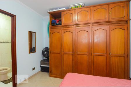 Casa à venda com 293m², 6 quartos e 2 vagasQuarto 2 - Suíte