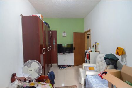 Casa à venda com 293m², 6 quartos e 2 vagasQuarto 2