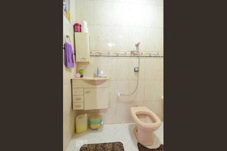 Casa à venda com 293m², 6 quartos e 2 vagasBanheiro da Suíte 2