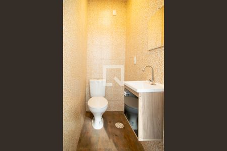 Casa à venda com 150m², 3 quartos e 2 vagas Casa à venda com 150m², 3 quartos e 2 vagasBanheiro de Serviço