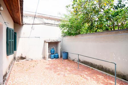 Casa à venda com 200m², 3 quartos e 6 vagasÁrea Externa Área de Serviço