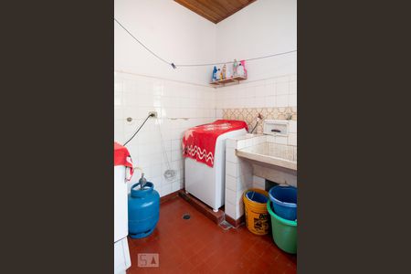 Casa à venda com 200m², 3 quartos e 6 vagasÁrea de Serviço