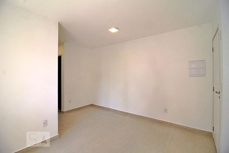 Sala de apartamento para alugar com 2 quartos, 50m² em Parque das Nações, Santo André