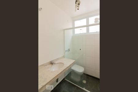 Banheiro de apartamento para alugar com 1 quarto, 42m² em Jardim Paulistano, São Paulo