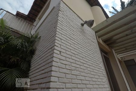 Casa para alugar com 300m², 3 quartos e 4 vagasQuintal