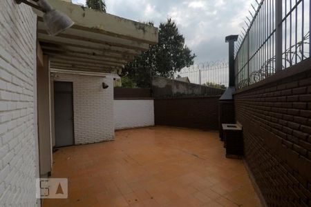Casa para alugar com 300m², 3 quartos e 4 vagasQuintal